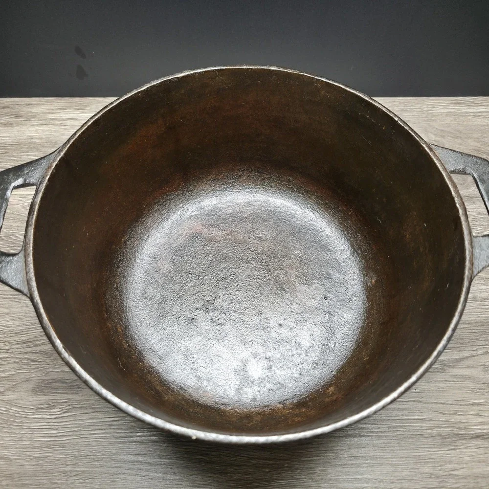 Kirby & Allen Dutch Oven With Self Basting Lid - 10